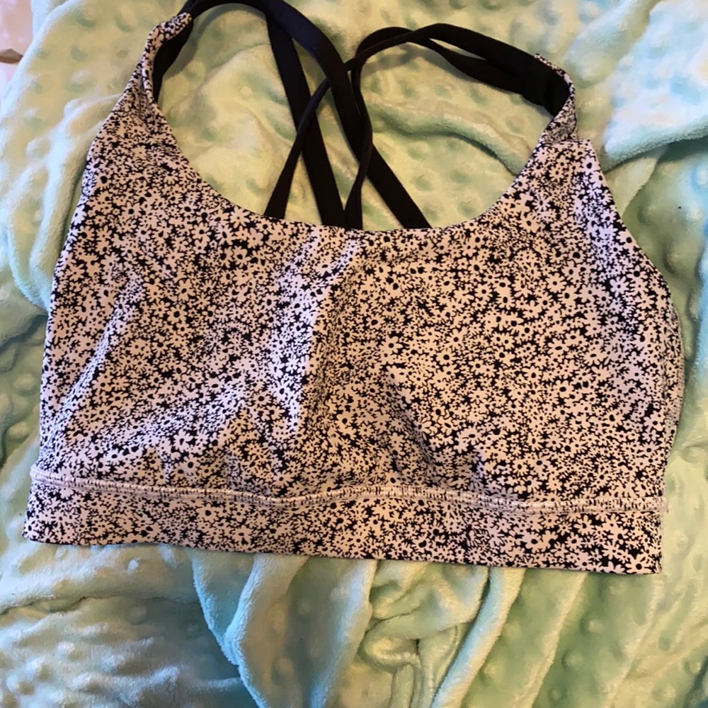 Lulu lemon size 6 sports bra